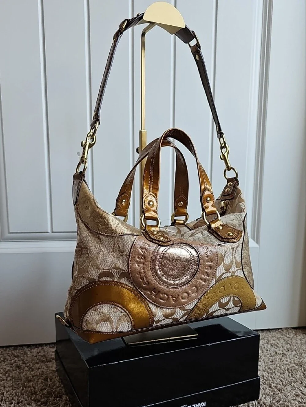 ​Coach Ashley Patchwork Signature Satchel NWT F15474
